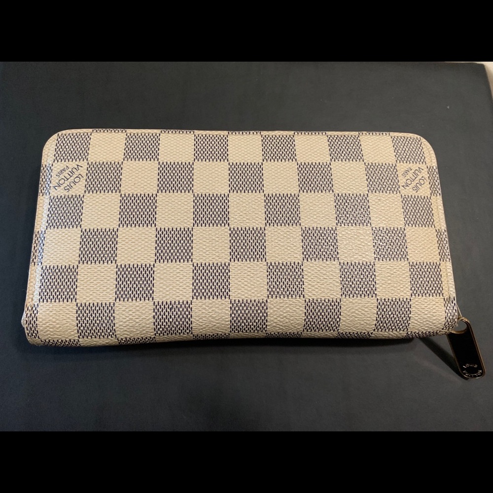 LV azur on canvas zippy wallet